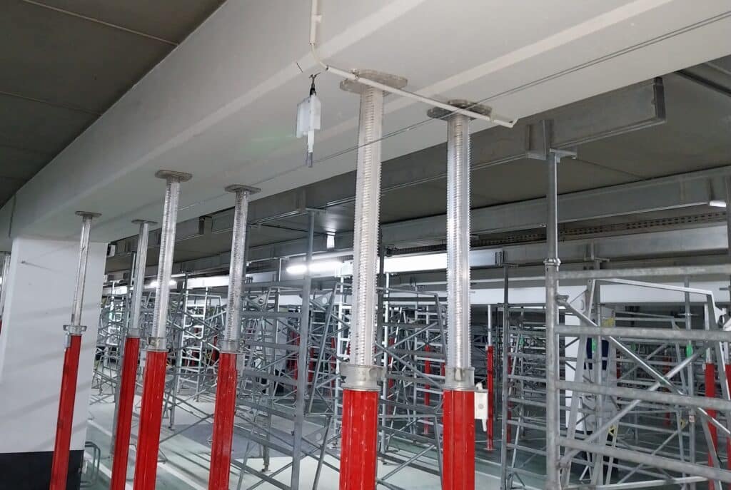 R130 gauge installed for structural deformation monitoring