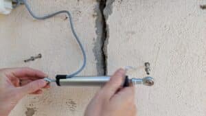 Mounting the R2 connected crack monitor - step 8