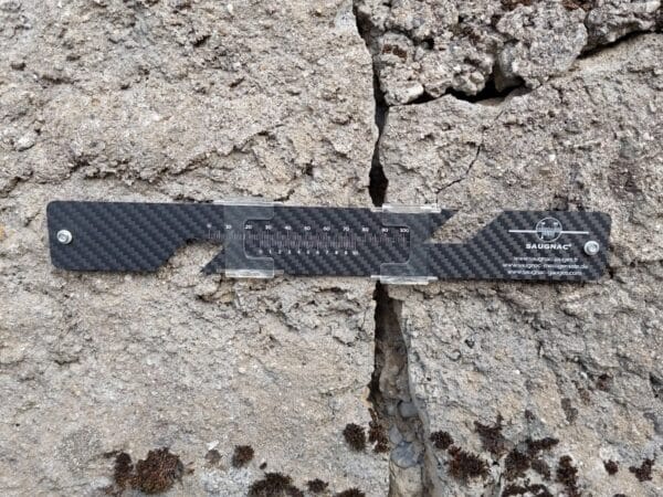 G1.5 Crack Gauge – Stainless Carbon