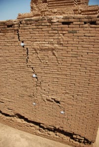 G6 gauges installed on a crack in the wall of the Ishtar Gate