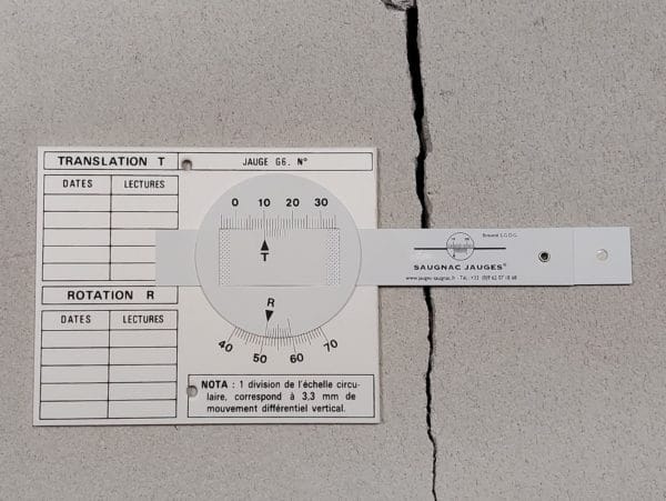 G6 gauge on crack for 2 axes monitoring