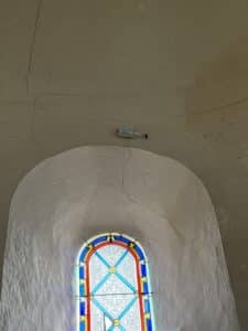 R1 crackmeter on a church