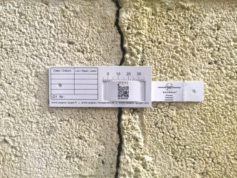 G1 - crack monitor